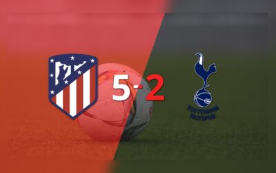 Atlético de Madrid golea 5-2 y queda a un paso de la clasificación en la Champions League.