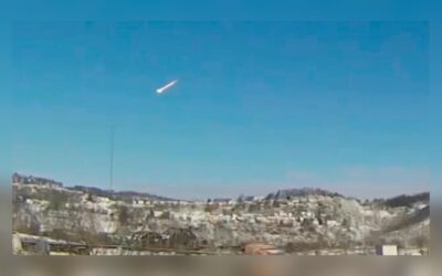 Una Rara ‘bola de fuego’ cruza el cielo de EE. UU. a 64,000 km/h y genera estallido sónico