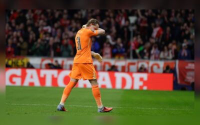 «DECISIÓN FIRME: DT del Tottenham asegura que cambió al portero Antonín Kinský para ‘protegerlo'»