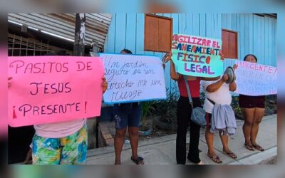 Iquitos: Padres de familia protestan por Desplome de aula en jardín de niños